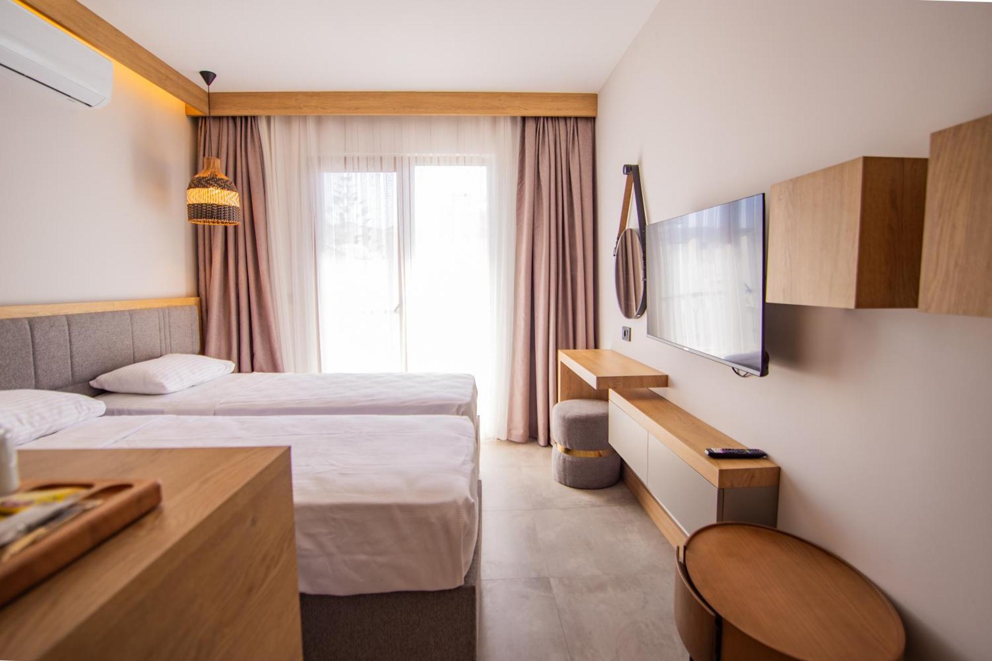 Asterina Hotel ทูร์กุทริส ห้อง รูปภาพ